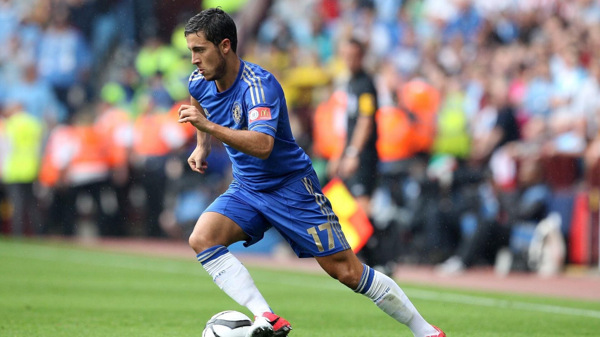 开云在线入口-《ApexLegends》天空之城地图大揭秘,战略层出不穷!